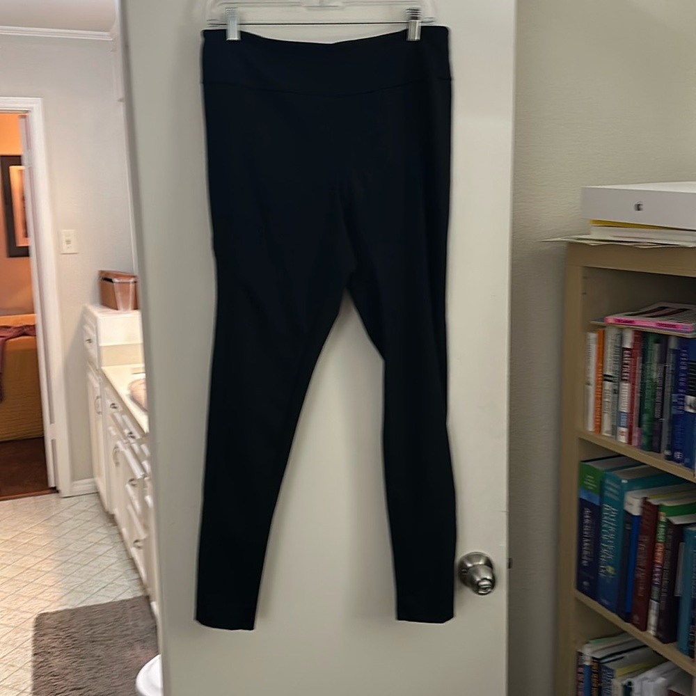 Exofficio black slim leg insect shield travel pants size 8